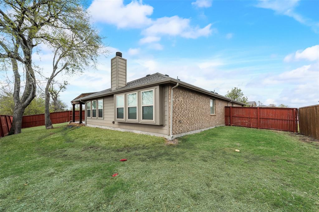 994 Austin Lane Property Photo 18