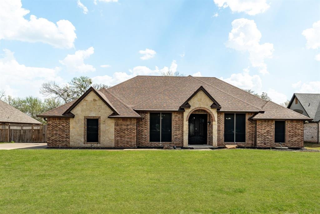 3221 Crossbridge Circle Property Photo