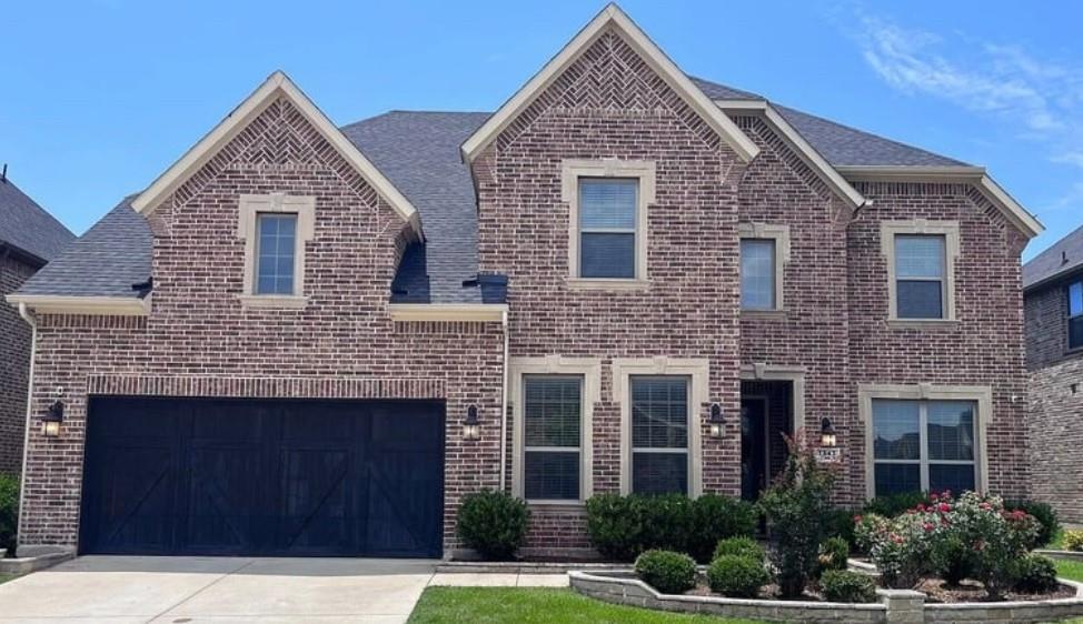 7347 Saratoga Way Property Photo