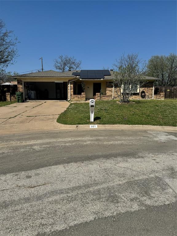 901 Freestone Court Property Photo