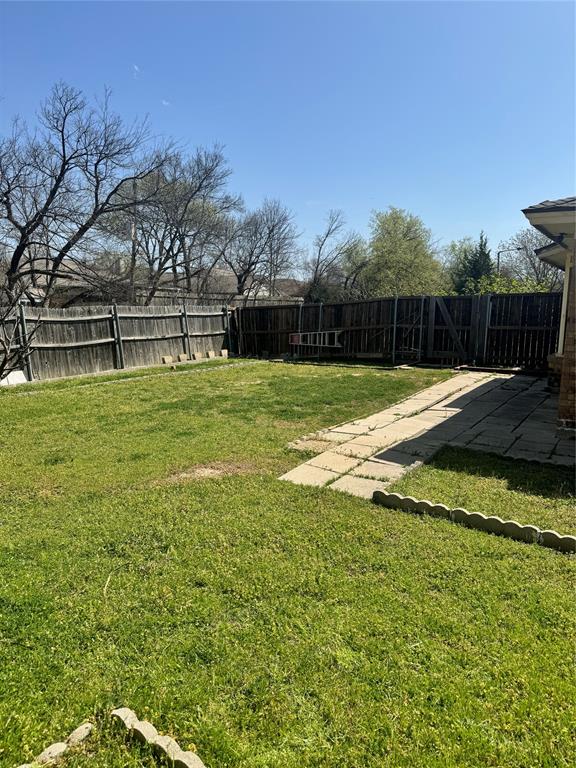 901 Freestone Court Property Photo 20