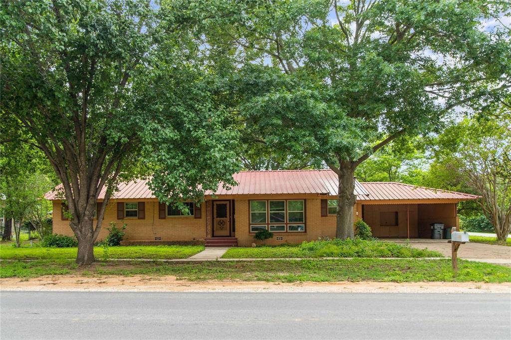 De Leon Real Estate Listings Main Image