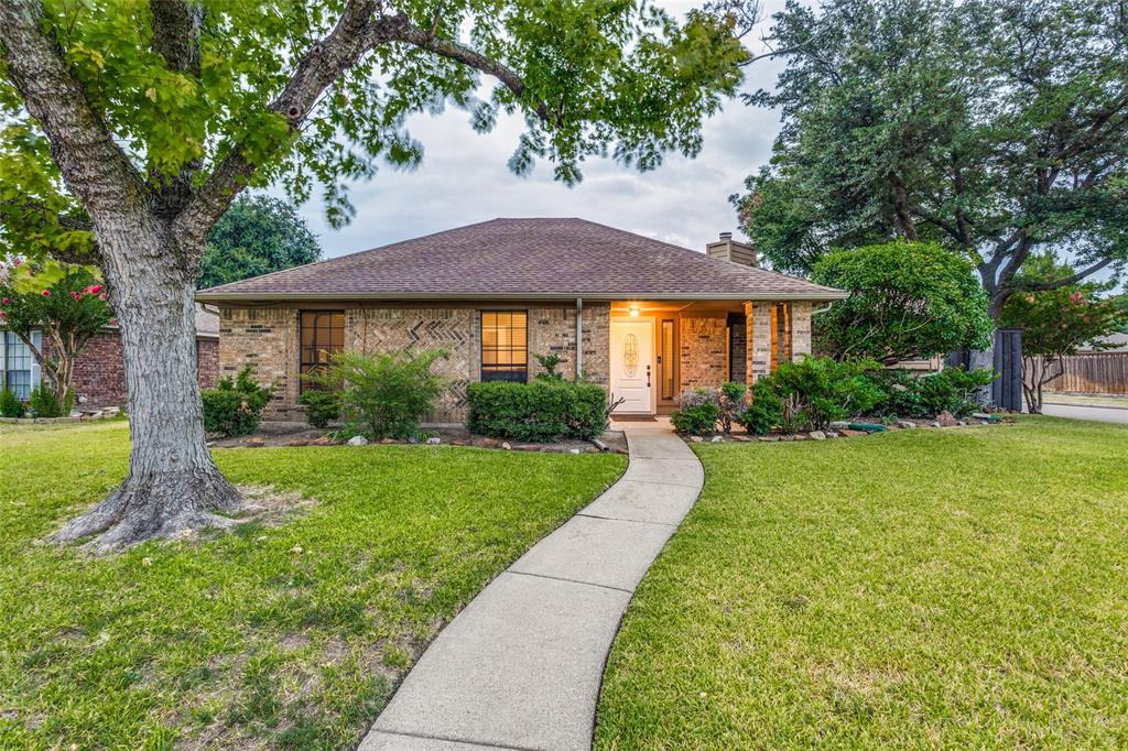 2225 University Circle Property Photo