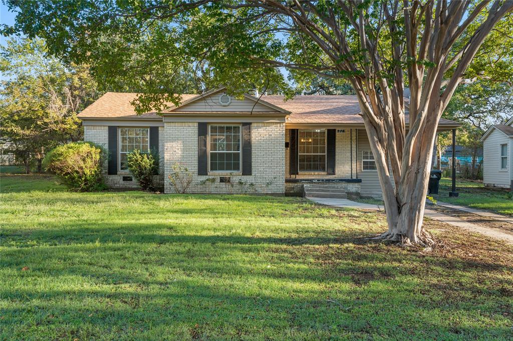 82 Vaughn Drive Property Photo