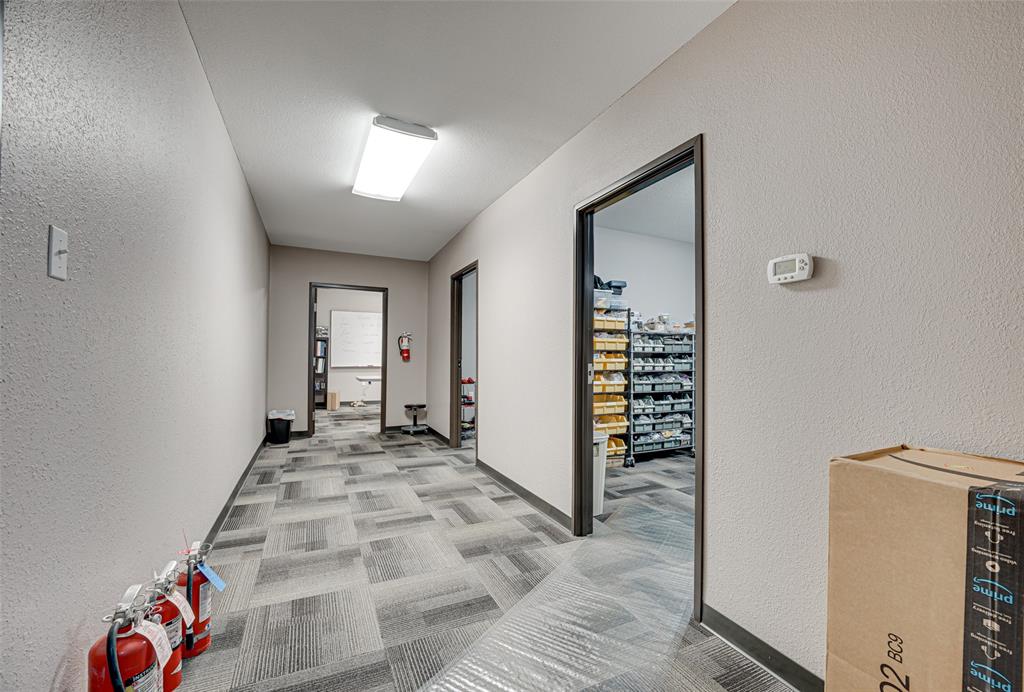 650 S Interstate 35 Road Property Photo 13