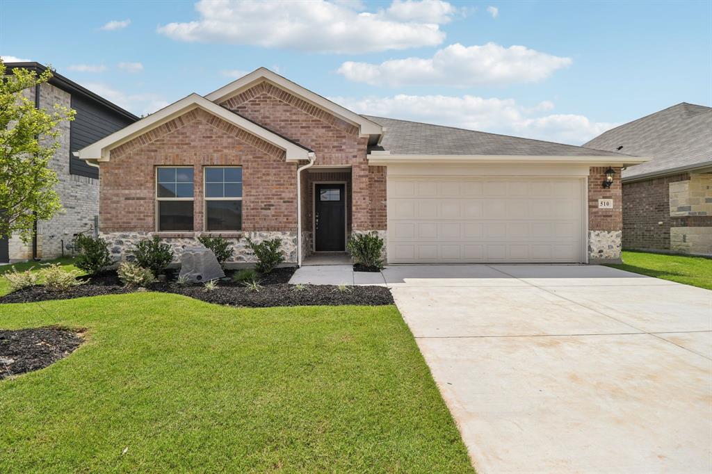 2221 Dunbar Drive Property Photo 1