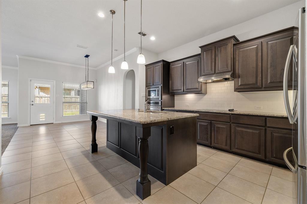 12933 Coast Way Property Photo