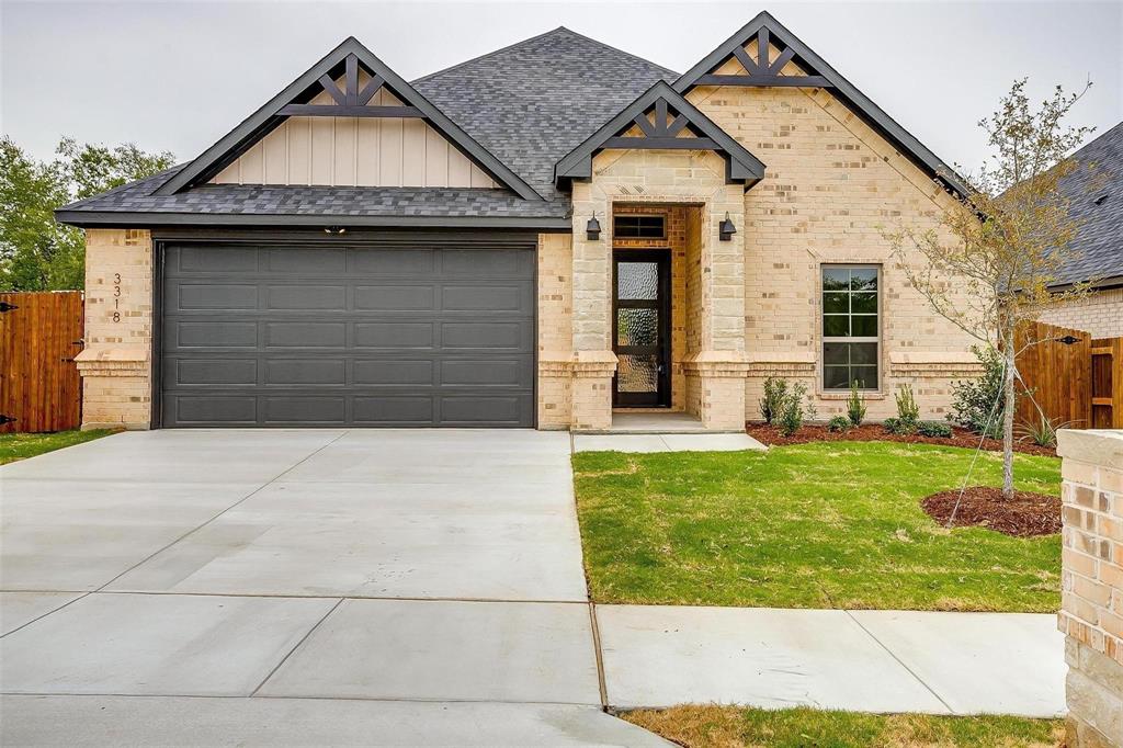 3318 N Grove Property Photo