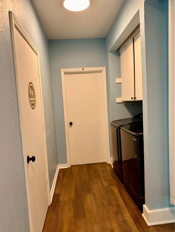 210 W Pembroke Avenue Property Photo 6