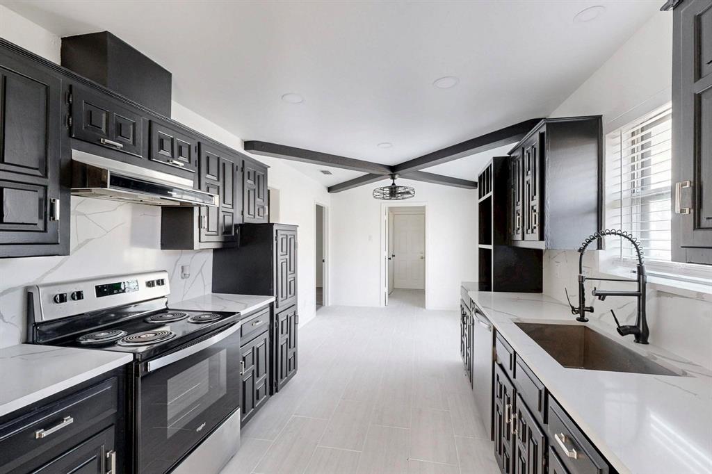 6529 Braddock Place Property Photo