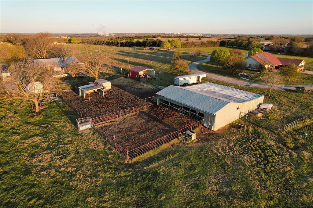 992 Bennett Road Property Photo 22