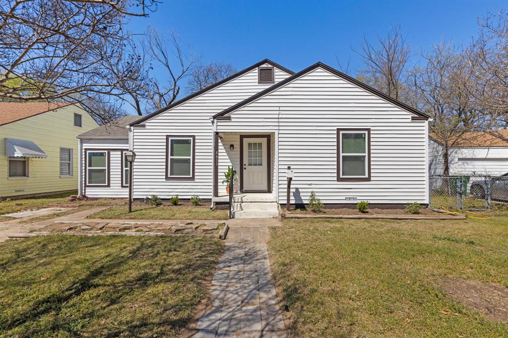 4411 N Wayne Court Property Photo