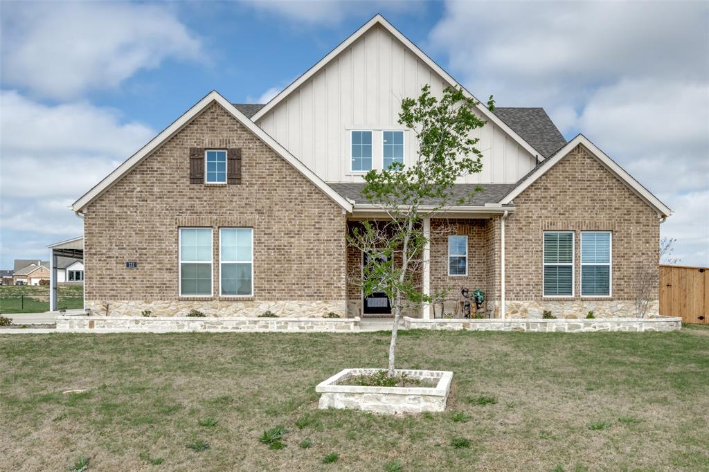 131 Clearwater Court Property Photo