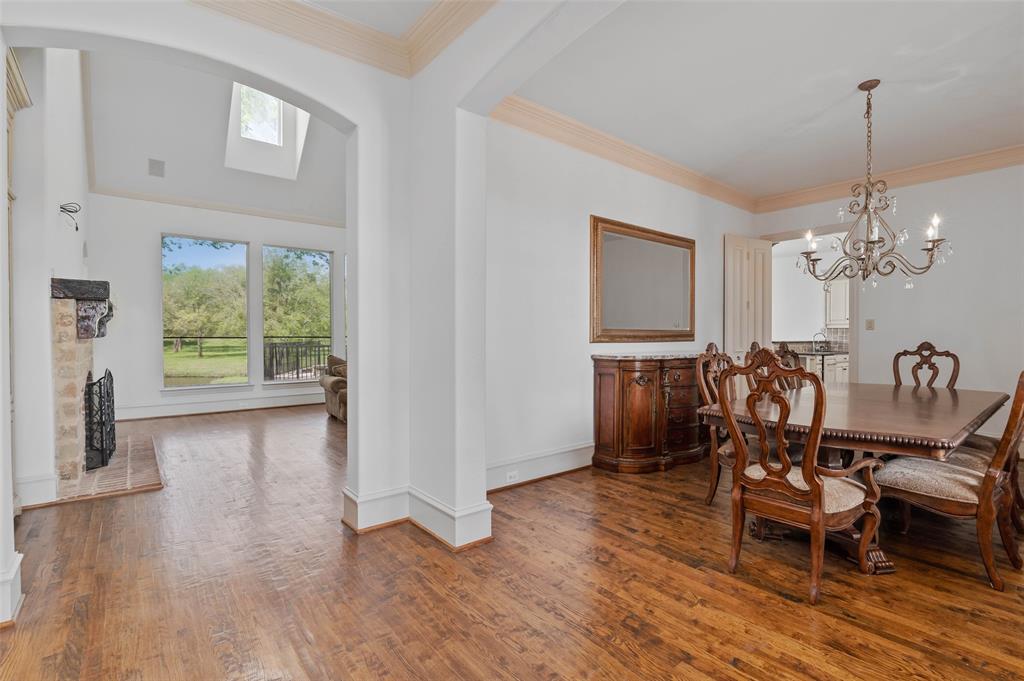 2070 Quail Run Road Property Photo 7
