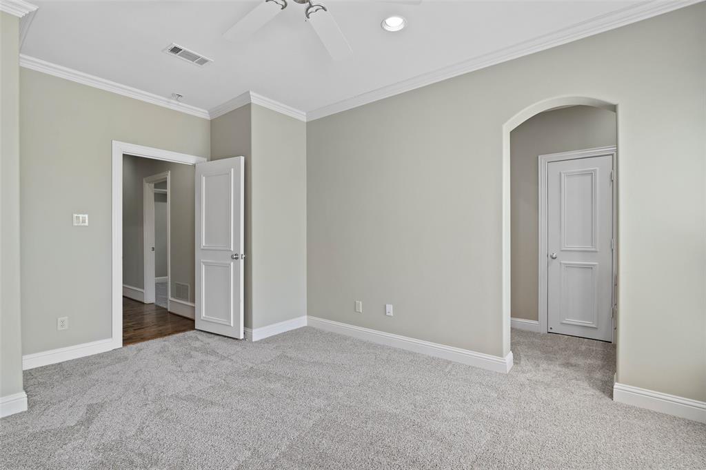 2070 Quail Run Road Property Photo 14