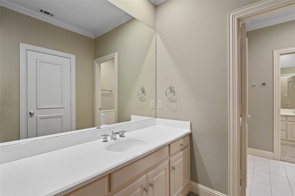 2070 Quail Run Road Property Photo 16