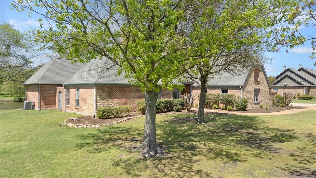 2070 Quail Run Road Property Photo 28