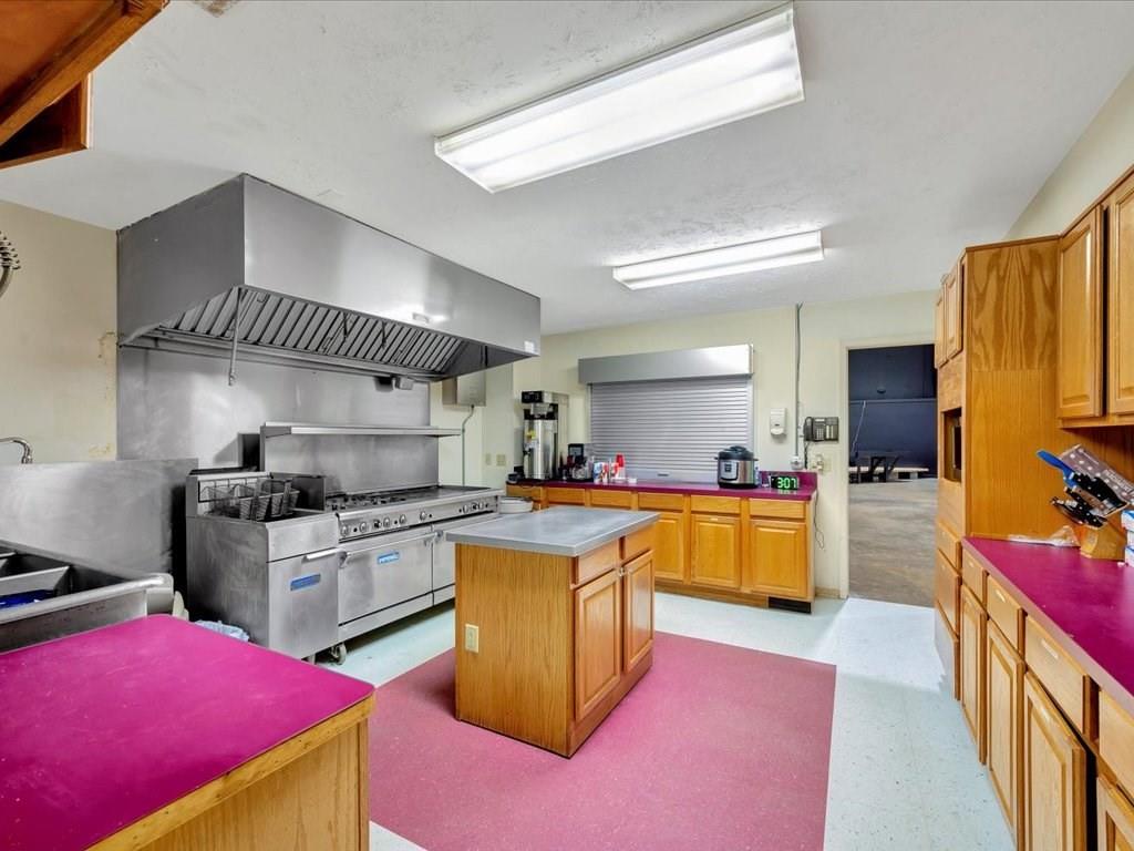 1405 S Chestnut Street Property Photo 24