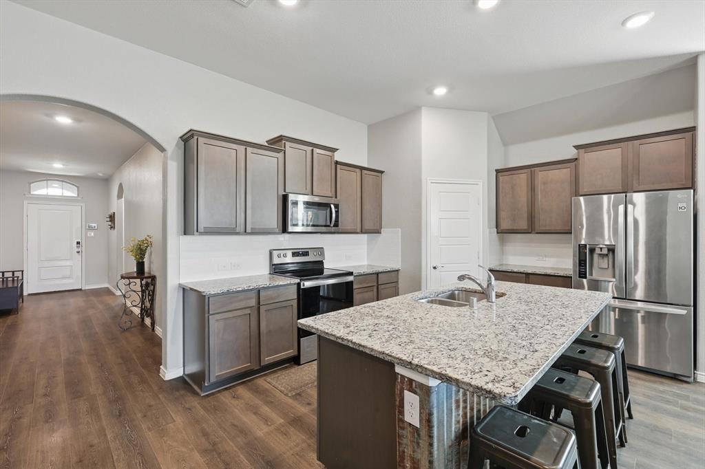 191 Lakeview Circle Property Photo
