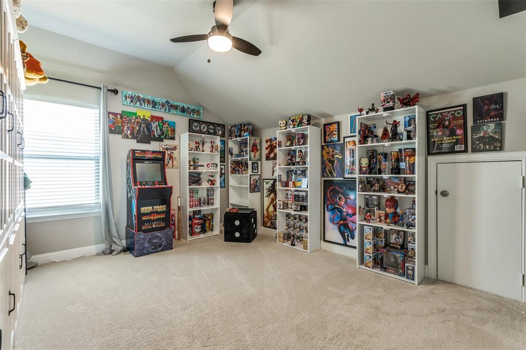 905 Bird Creek Drive Property Photo 22