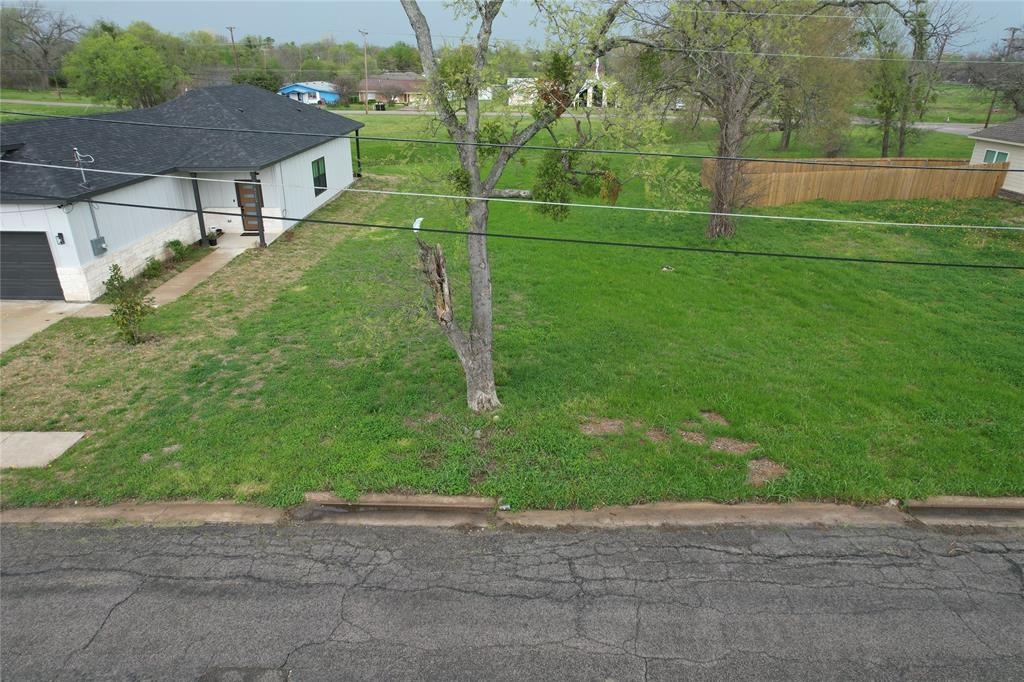 3108 Gillespie Street Property Photo 10