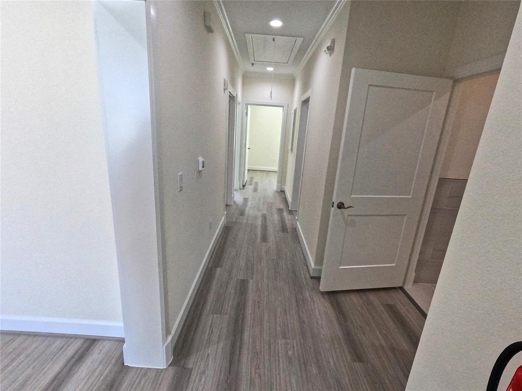400 Stonebrook Parkway Property Photo 7