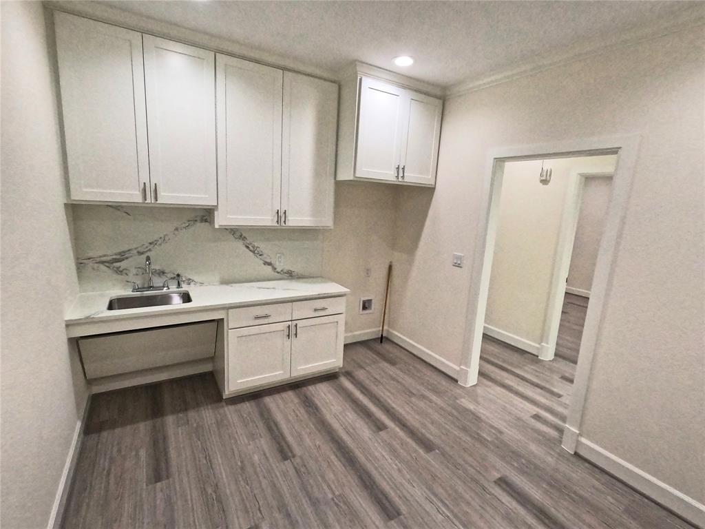 400 Stonebrook Parkway Property Photo 10