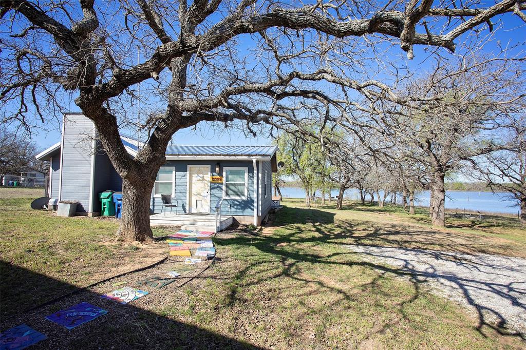 2041 Eastside Lake Road Property Photo