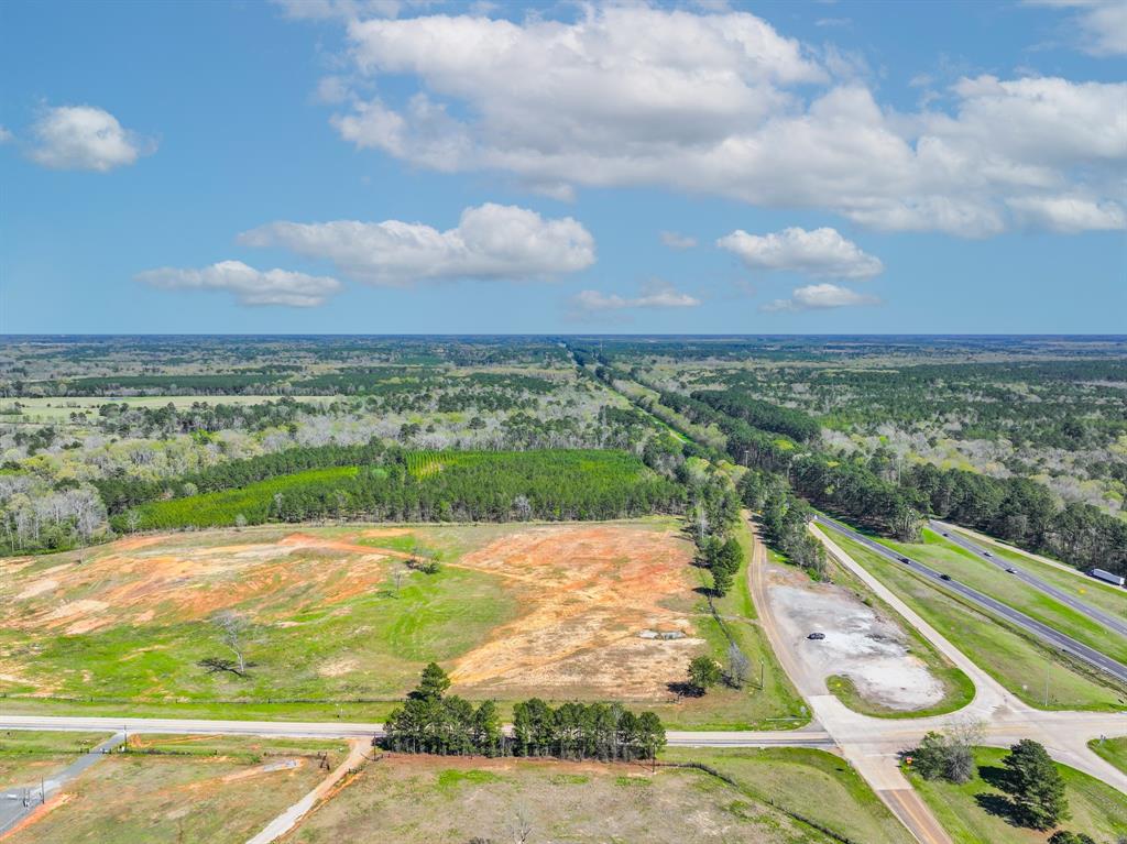 425 Fm 3251 Property Photo 14