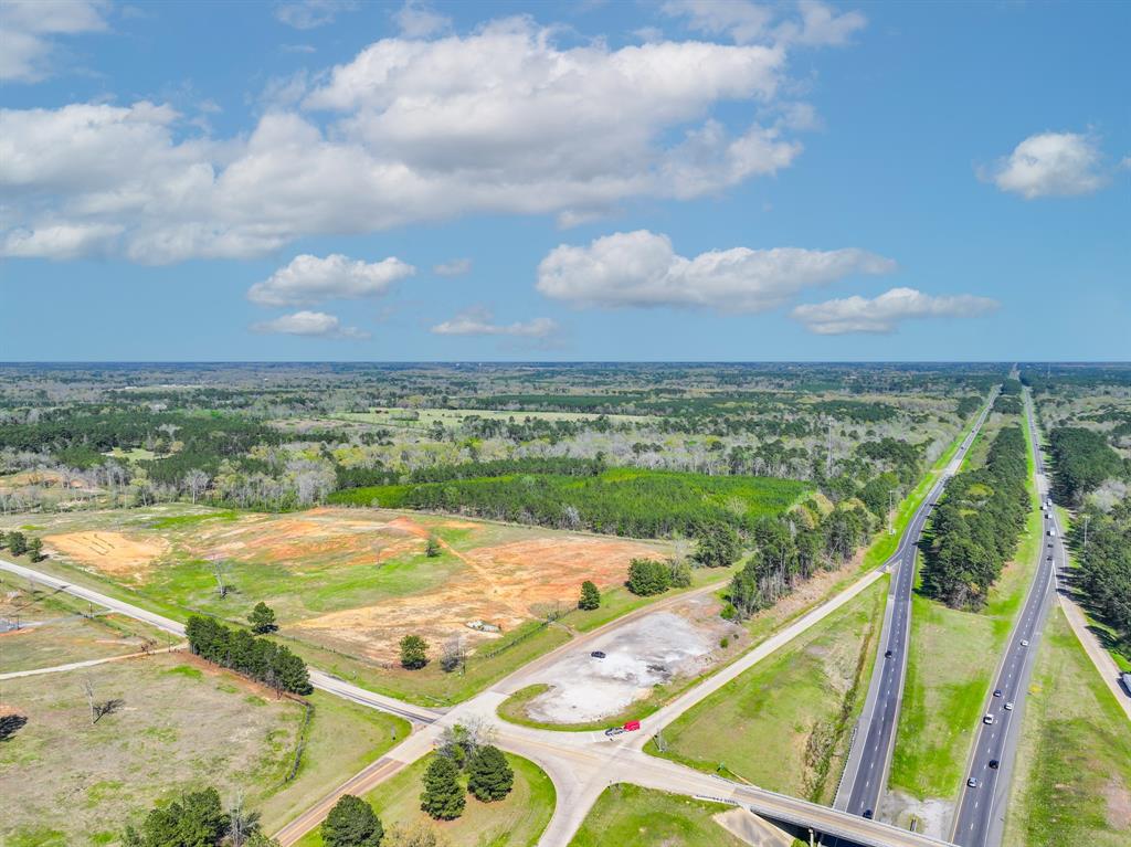 425 Fm 3251 Property Photo 16