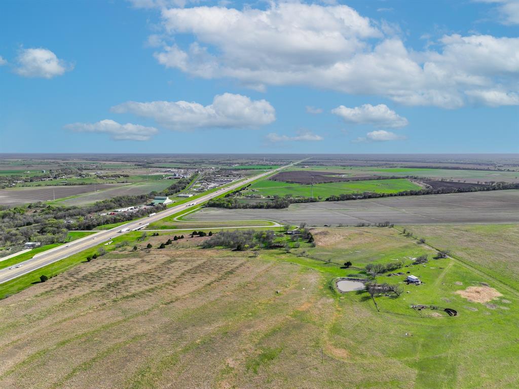0 N Interstate Highway 35 Property Photo 10