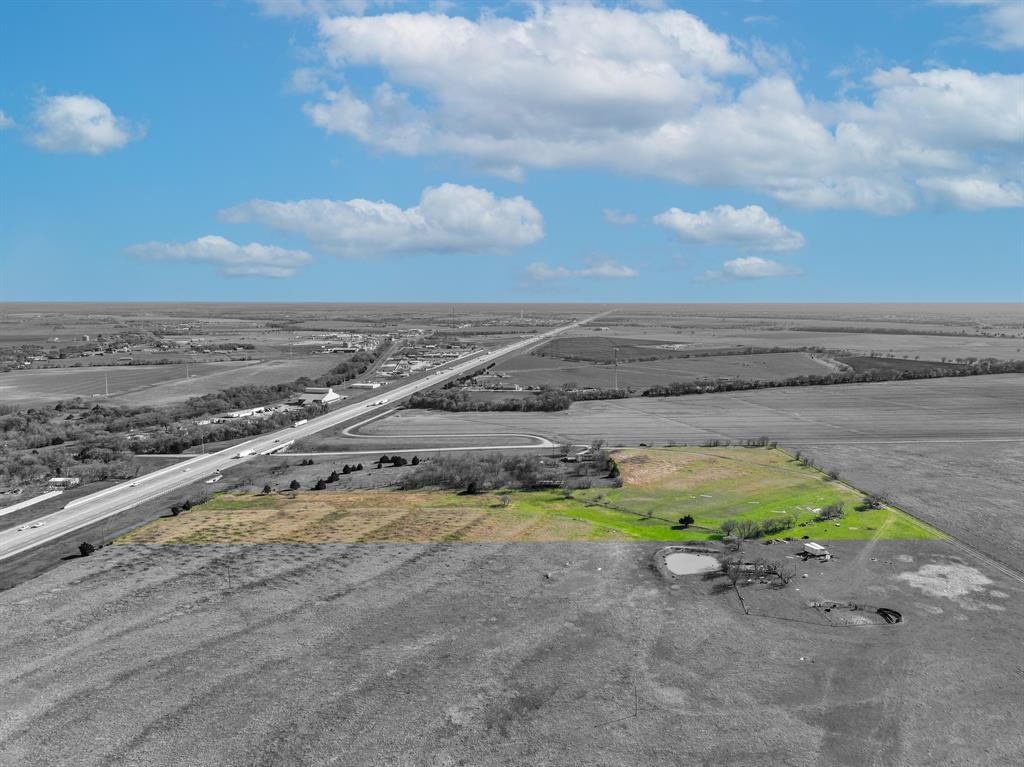 0 N Interstate Highway 35 Property Photo 11