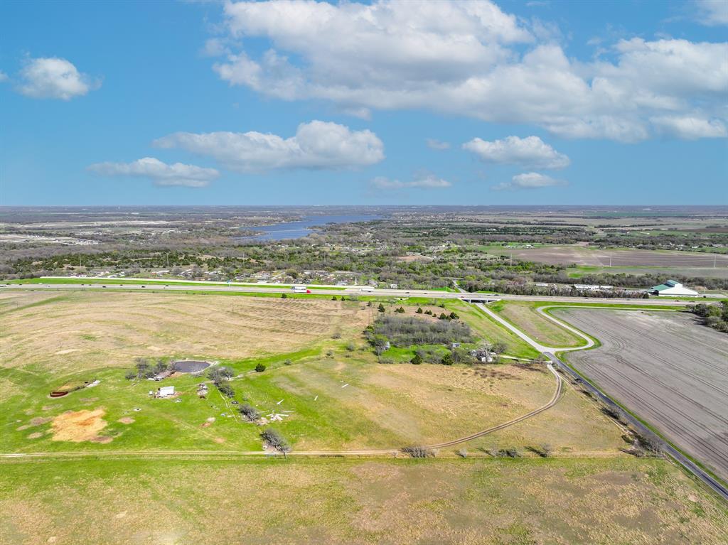 0 N Interstate Highway 35 Property Photo 14