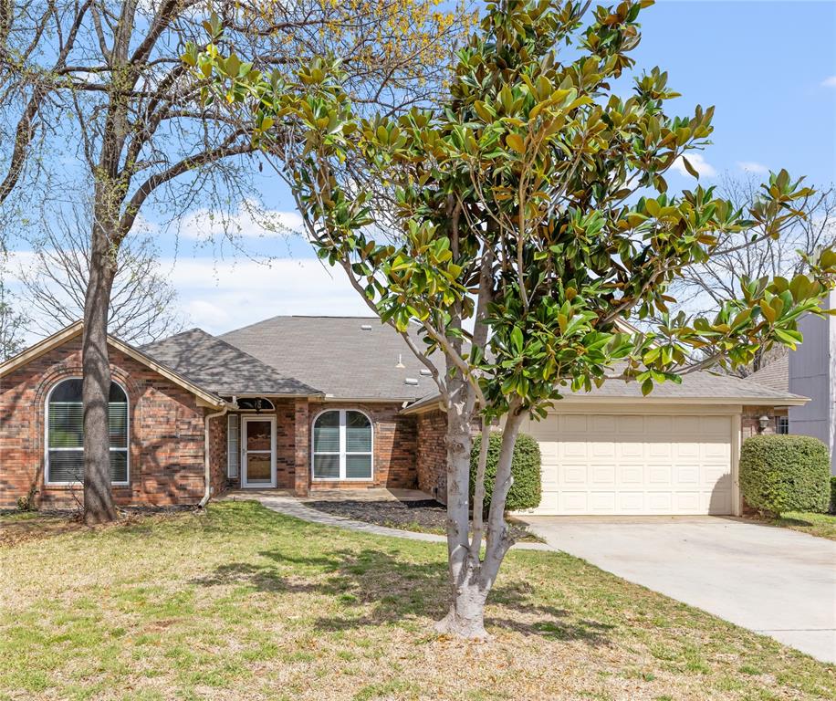 4920 Wolf Creek Trail Property Photo
