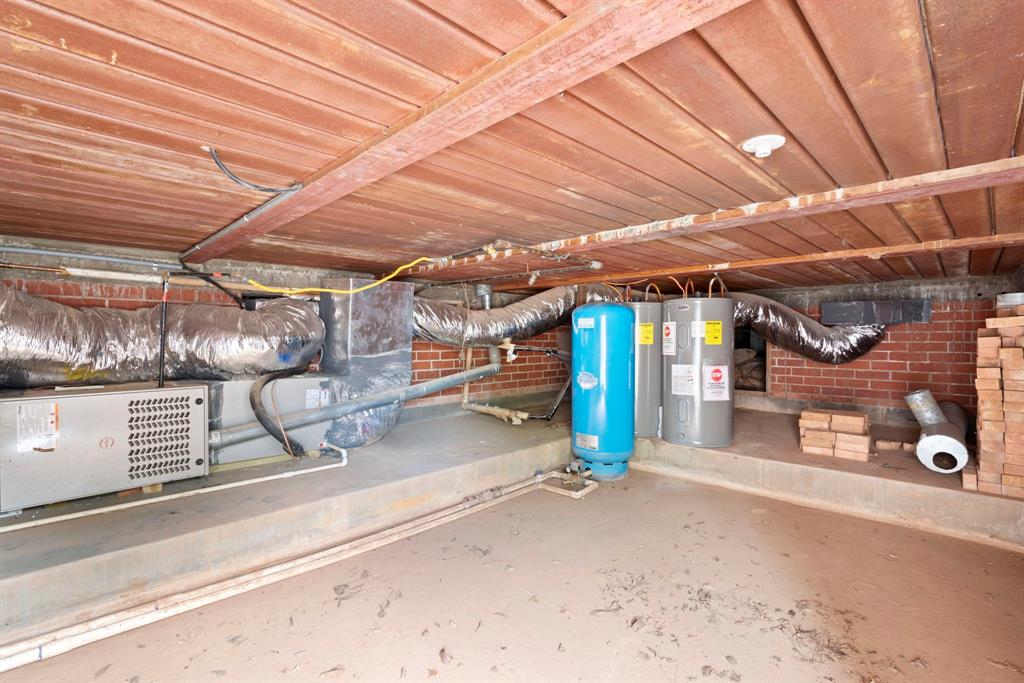 803 Lakeview Drive Property Photo 32