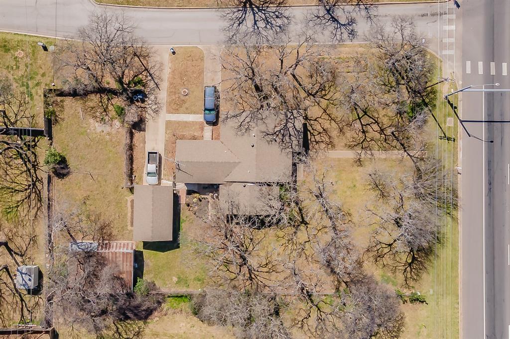 904 Boyd Road Property Photo 2