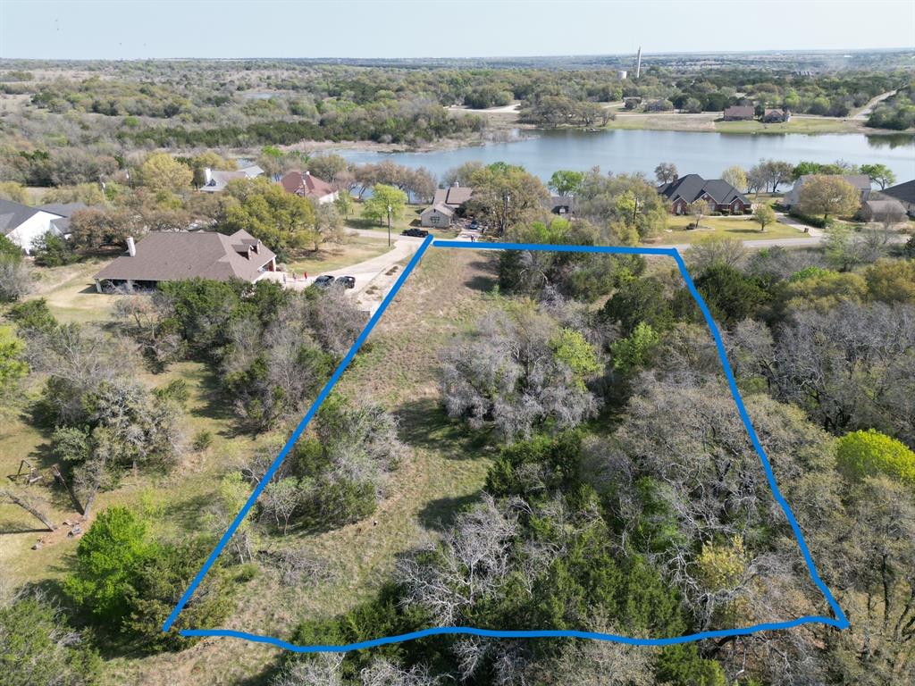 1415 Lakeside Trail Property Photo