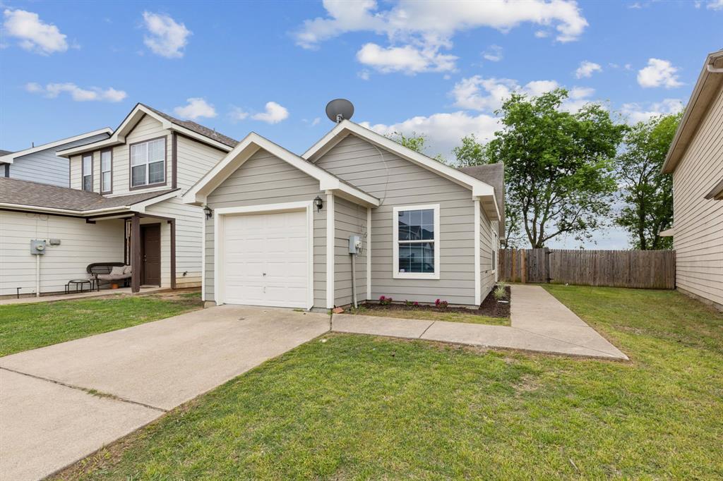 1304 Pine Lane Property Photo