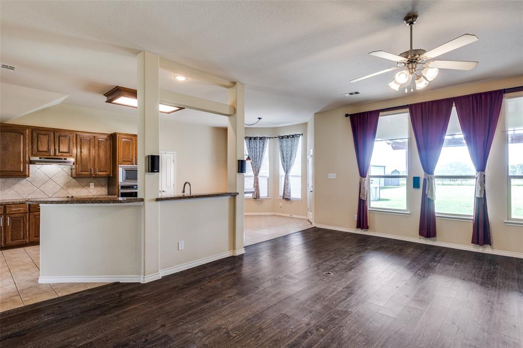 958 Harmony Circle Property Photo 8