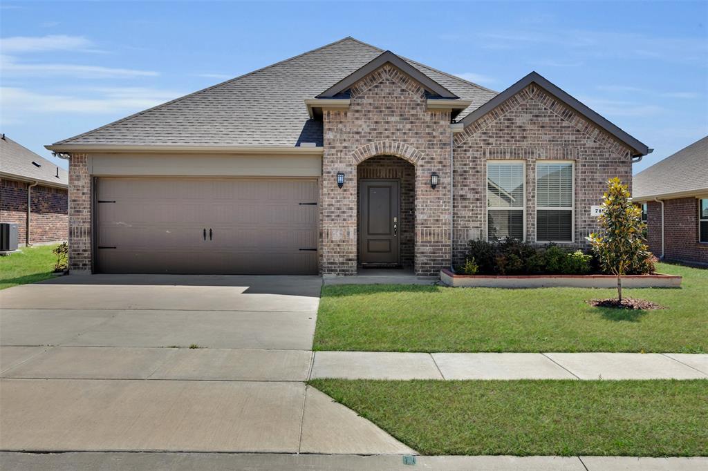 718 Fort Lane Property Photo