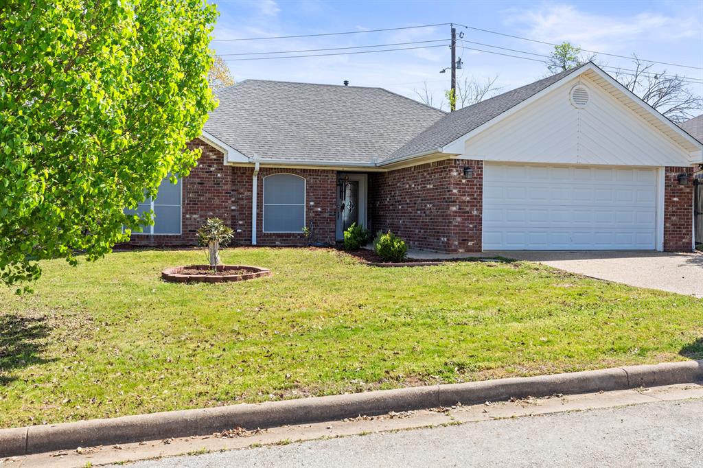 Lindale Isd Real Estate Listings Main Image
