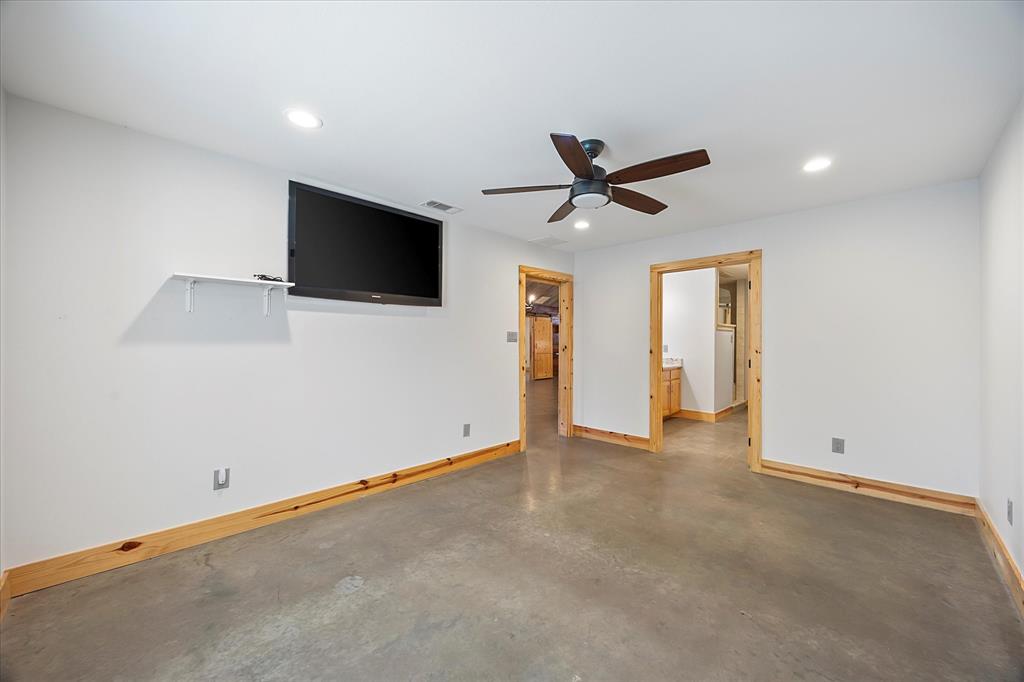 3591 County Road 2512 Property Photo 21