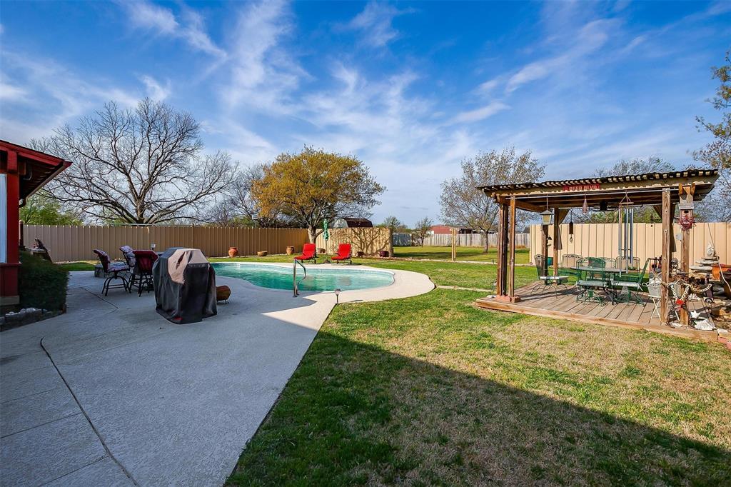 1400 Fm 1187 Property Photo 37