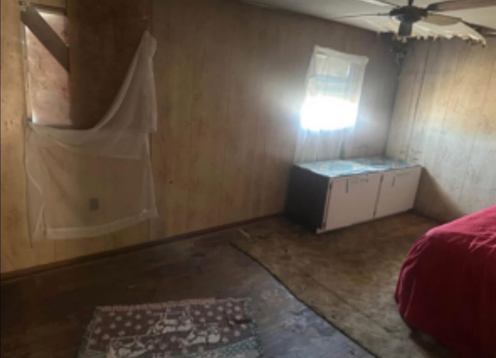 901 Gordon Avenue Property Photo 3