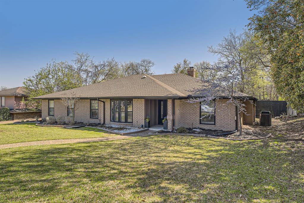 13 Windward Road Property Photo