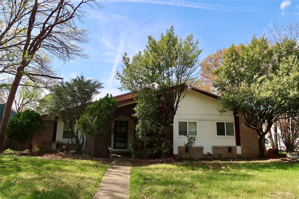 1434 Forestglen Drive Property Photo