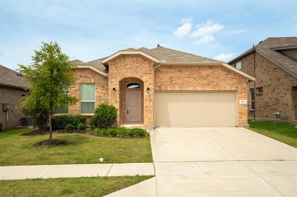 825 Blackhorse Trail Property Photo