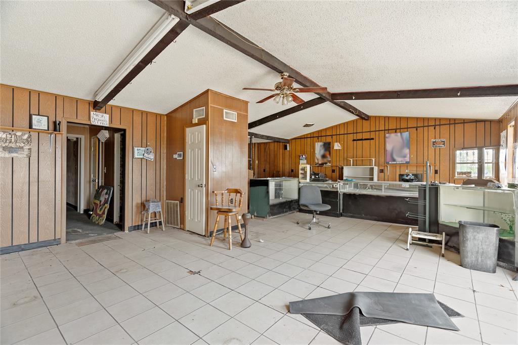 500 Corsicana Highway Property Photo 4