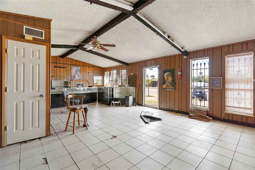 500 Corsicana Highway Property Photo 5