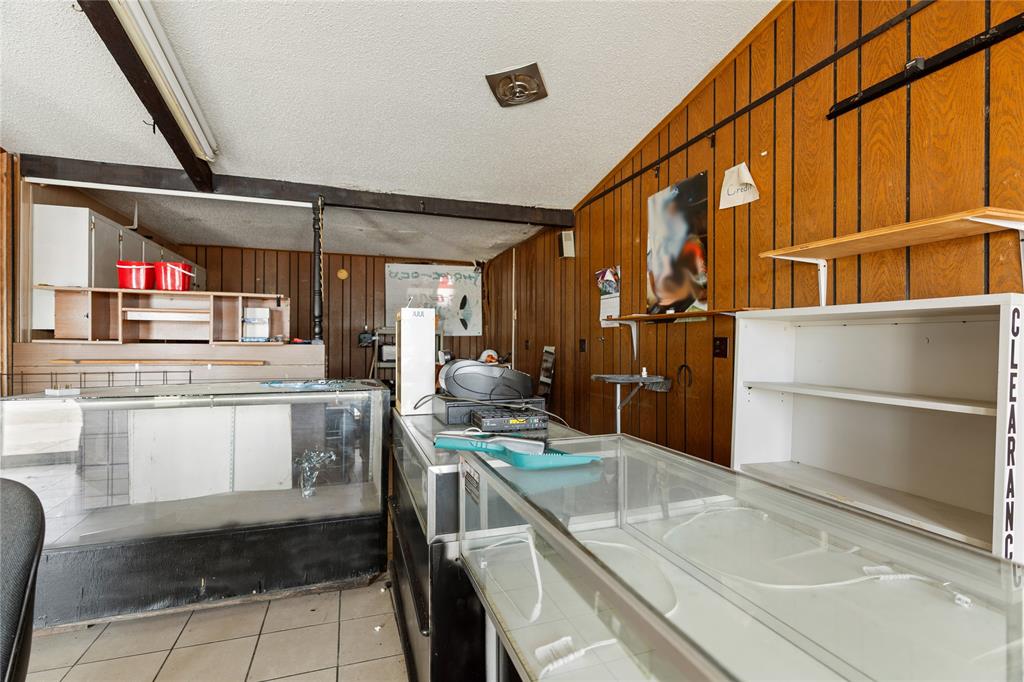 500 Corsicana Highway Property Photo 6